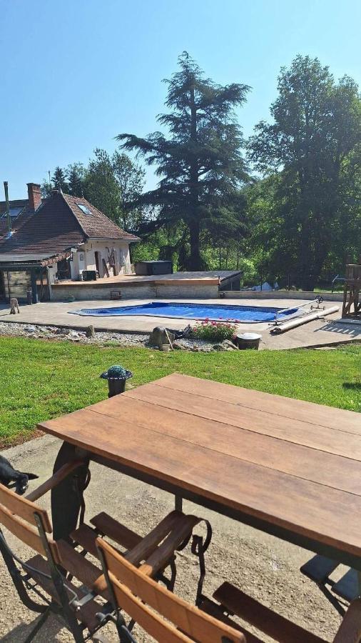Le Chalet Pressins Extérieur photo